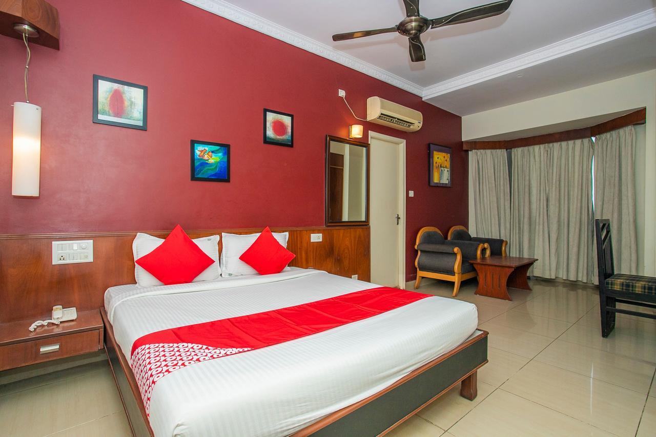 Hotel Oyo 18762 Vaishnavi Residency Bangalore Exterior foto